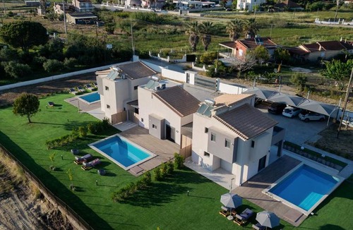 Lakopetra Villa | Forestbreeze