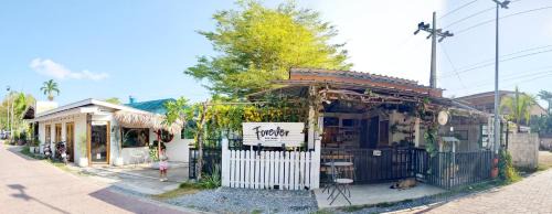 Ko Mook House | Forever Kohmook Bungalows