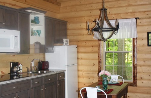 Mesopotamia Cabin | Forever spring cabin