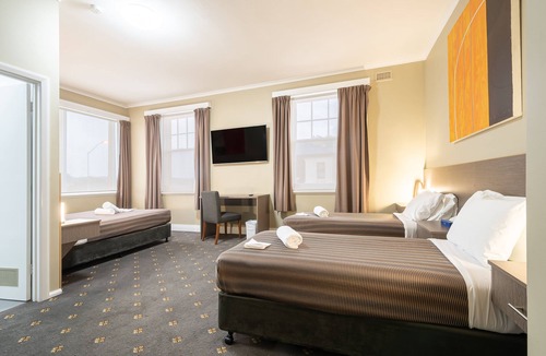 Devonport Hotel | Formby Hotel