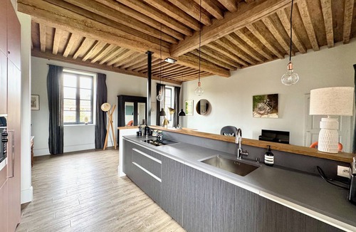 Beaune House | Former convent from the 17th, renovated, private garden, Beaune city center