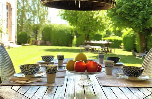 Troche Villa | Former school with character in the Corrèze, in a peaceful setting near the Dordogne river