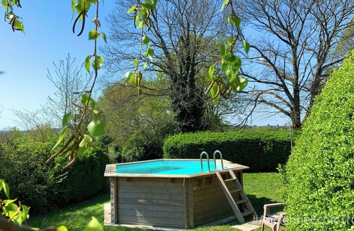 Troche Villa | Former school with character in the Corrèze, in a peaceful setting near the Dordogne river
