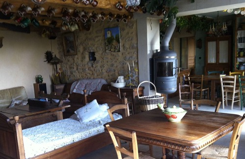 Richerenches House | Former sheepfold in the middle of the vineyards with swimming pool