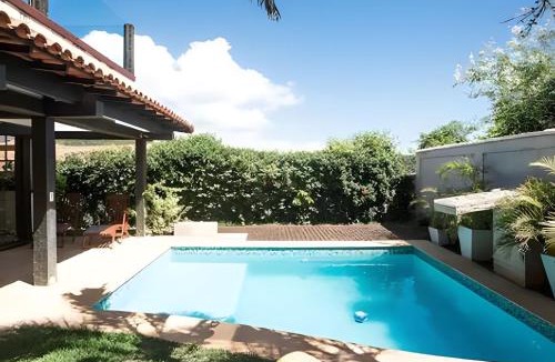 Portal da Ferradura House | Formidável Casa com Piscina em Cond.
