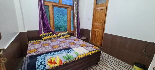 Kasol Bed & Breakfast | FORMOSA Hostel & Cafe