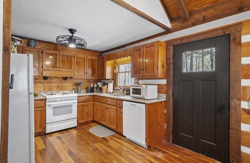 Big Canoe House | Forrest Footprints in Big Canoe