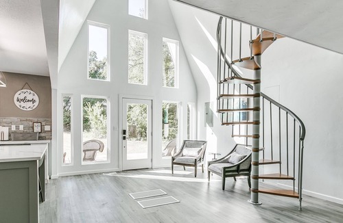 Guthrie House | Forrest Hills A-Frame