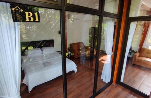 Dinoyo House | Forrest Lodge, Cafe & Wisata Berkuda