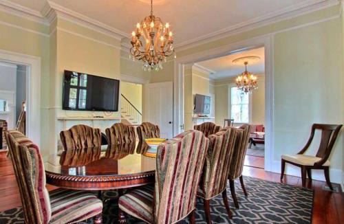 Savannah Victorian District House | Forsyth Park West Mansion