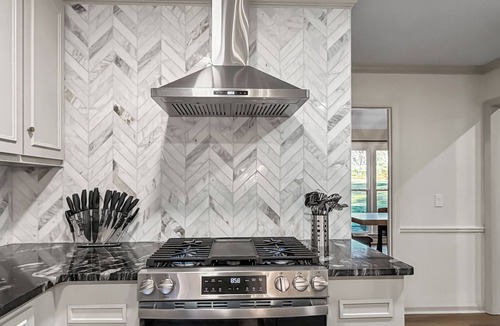 Columbus House | Fort Benning Spacious Pool Home PS5 BBQ Fireplace & More! Sleeps 14+