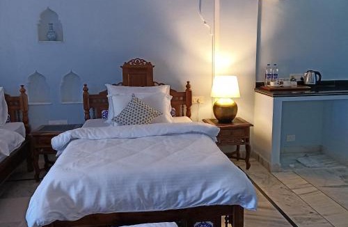 Kekri Hotel | Fort Chabariya