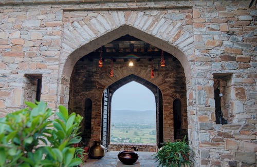 Alwar Hotel | Fort Dadhikar, Alwar