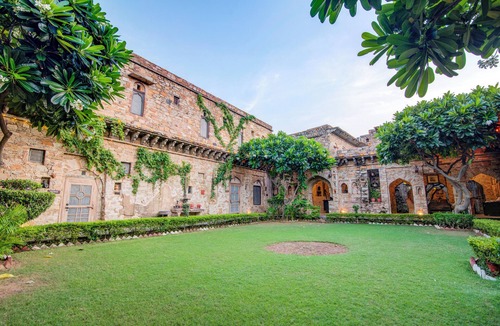Alwar Hotel | Fort Dadhikar, Alwar