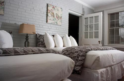 Indianapolis Resort | Fort Harrison State Park Inn