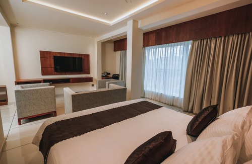 Kasaragod Hotel | Fortview Suites