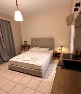 Lixouri Apartment | Foteini's Studios Kefallonia