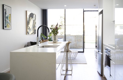 Braddon Apartment | Founders Lane Apartments by Urban Rest