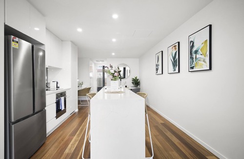 Braddon Apartment | Founders Lane Apartments by Urban Rest