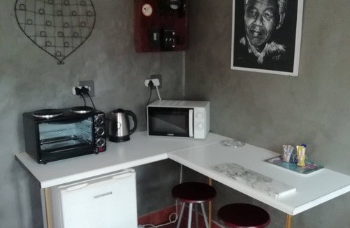 Umjindi House | Fountain Baths Guest Cottages
