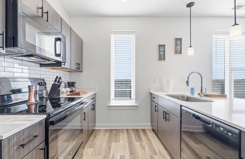 Fountain Square Apartment | Fountain Sq. 2BR WiFi + Near DT Sleeps 6