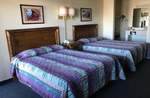 Blanding Hotel | Four Corners Inn