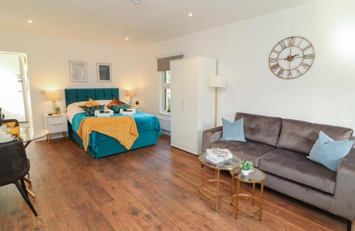 Peterborough Apartment | Four
