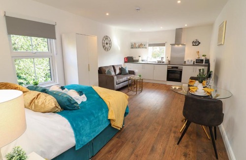 Peterborough Apartment | Four