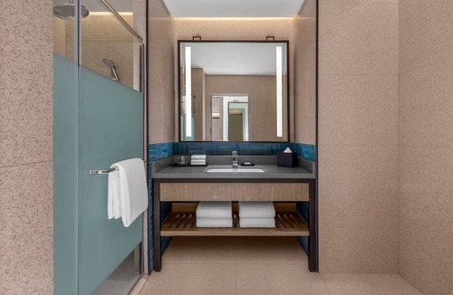Cabayugan Hotel | Four Points by Sheraton Palawan Puerto Princesa