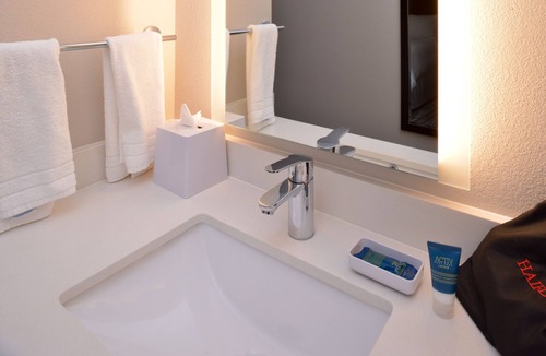 Mount Prospect Hotel | Four Points by Sheraton Mt Prospect O'Hare