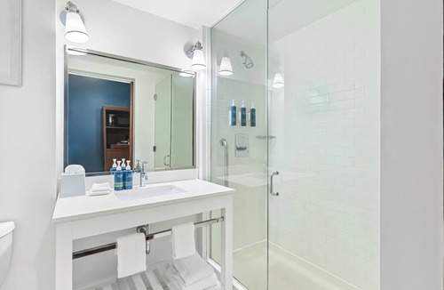 Oklahoma City Hotel | Four Points by Sheraton Oklahoma City Quail Springs