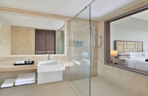 Vashi Hotel | Four Points by Sheraton Navi Mumbai, Vashi