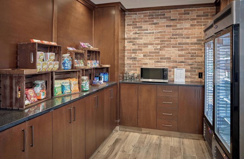 West Edmonton Hotel | Four Points by Sheraton Edmonton West