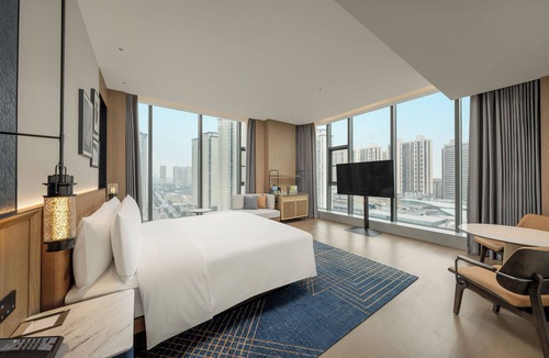 Hantai District Hotel | Four Points by Sheraton Hanzhong Riverside