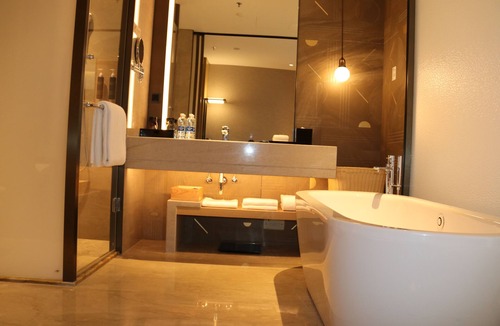 Huaxi Hotel | Four Points by Sheraton Guiyang, Huaxi