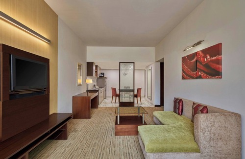 Clover Park Hotel | Four Points by Sheraton Hotel & Serviced Apartments, Pune