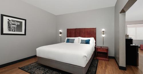 Southeast Houston Hotel | Four Points by Sheraton Houston Hobby Airport