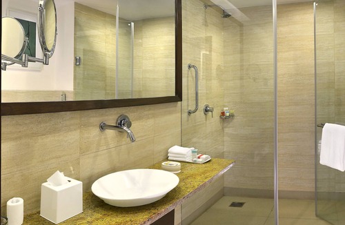 South West Hotel | Four Points by Sheraton New Delhi, Airport Highway
