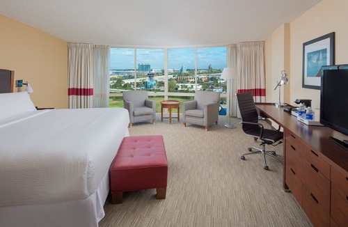 Florida Center Hotel | Four Points by Sheraton Orlando International Drive