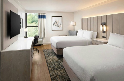 Montrose Hotel | Four Points by Sheraton Richmond Airport