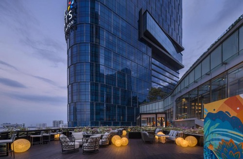 Surabaya Hotel | Four Points by Sheraton Surabaya, Pakuwon Indah