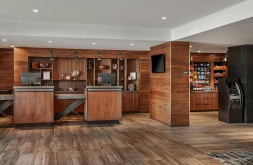 Fox Hills Hotel | Four Points by Sheraton Los Angeles Westside
