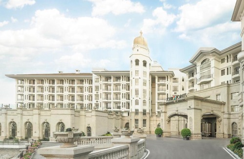 Yangdong District Hotel | Four Points by Sheraton Yangjiang City Center