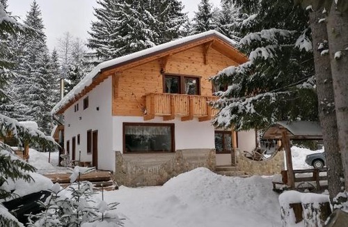 Covasna House | Four Season Komando