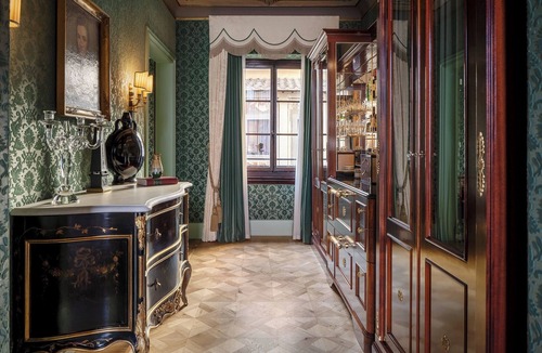 Santissima Annunziata Hotel | Four Seasons Hotel Firenze