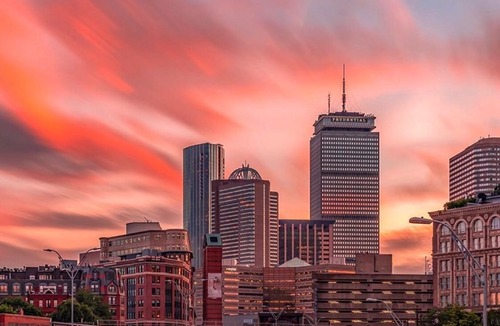 Back Bay Hotel | Four Seasons Hotel One Dalton Street, Boston