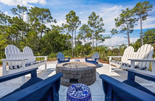 Orange Beach House | Four Separate En-suites, Fenced Yard, Gas Fire Pit