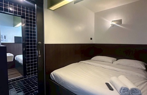 Talat Noi Hostel | Four Sisters Hostel