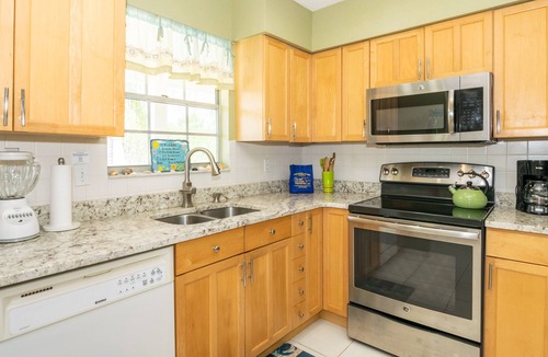 Ilexhurst House | Four Winds 2 Bedroom Home Two houses To Unforgettable Sunsets