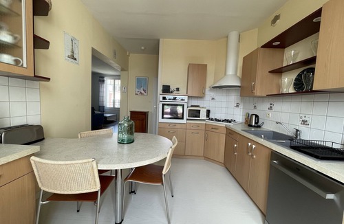 Fouras Apartment | - FOURAS - Spacious 90m² bungalow - 100m FROM "LA GRANDE PLAGE